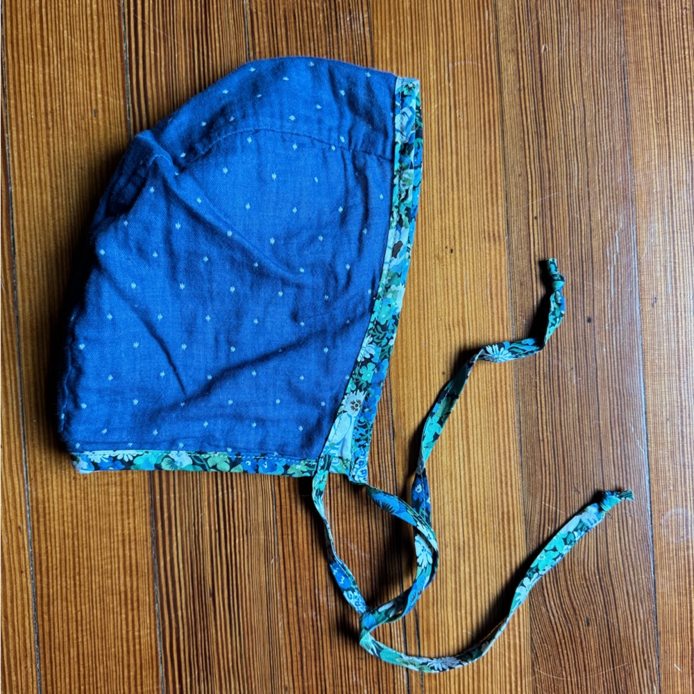 Briar Baby | Brimless Bonnet size 2-4